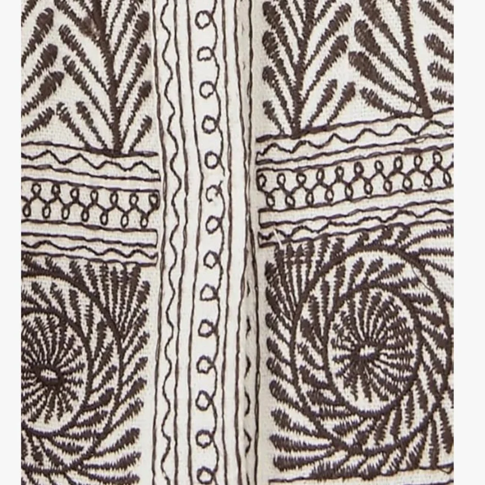 Free People IGGIE Embroidered Crop Top in Ivory/Black Bean Combo sz XS NWT - Picture 7 of 7